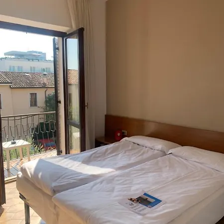 Santa Maria - Town Center Hotel 2*