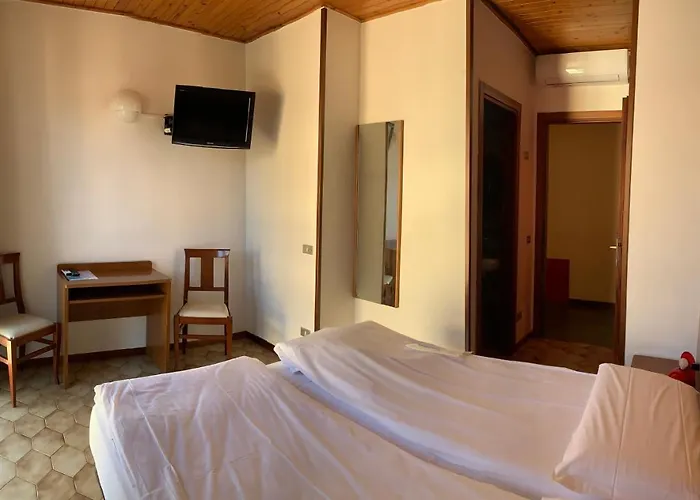 מלון Santa Maria - Town Center ברדולינו