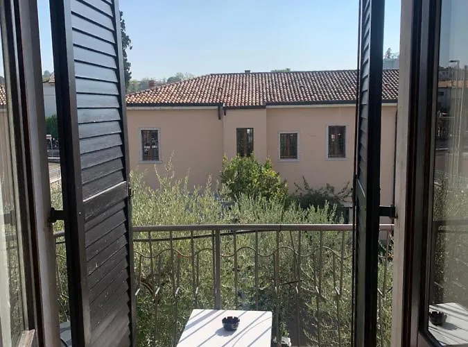 מלון Santa Maria - Town Center 2*