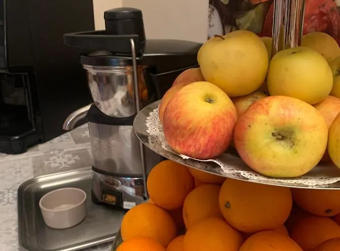 מלון Santa Maria - Town Center 2*