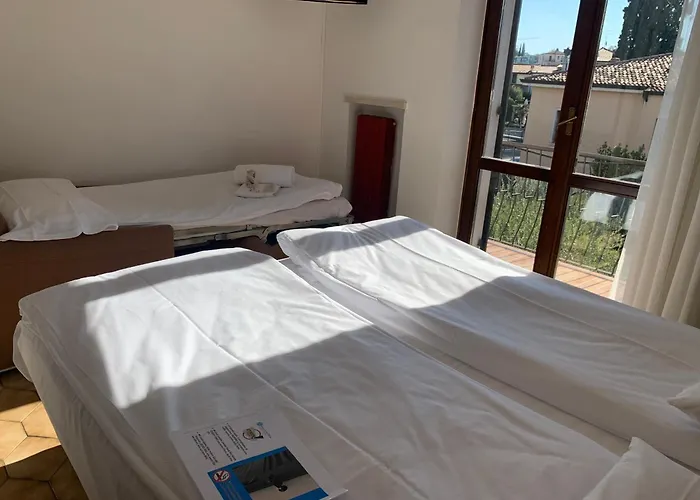 Santa Maria - Town Center מלון 2*