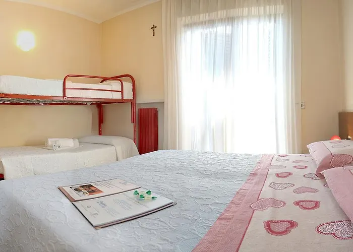 מלון Santa Maria - Town Center 2*