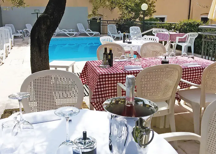 Santa Maria - Town Center 2* ברדולינו